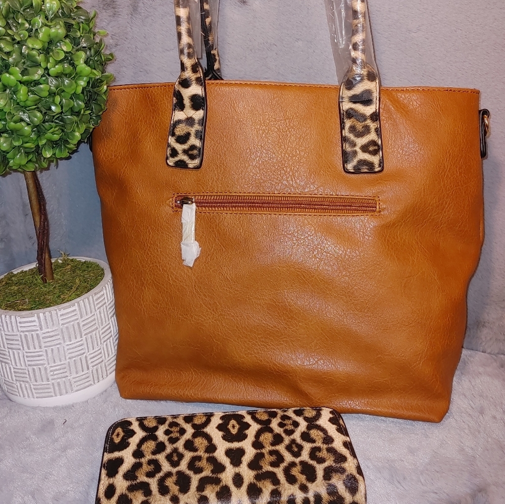 Leopard Print Set - Picture 2 of 2